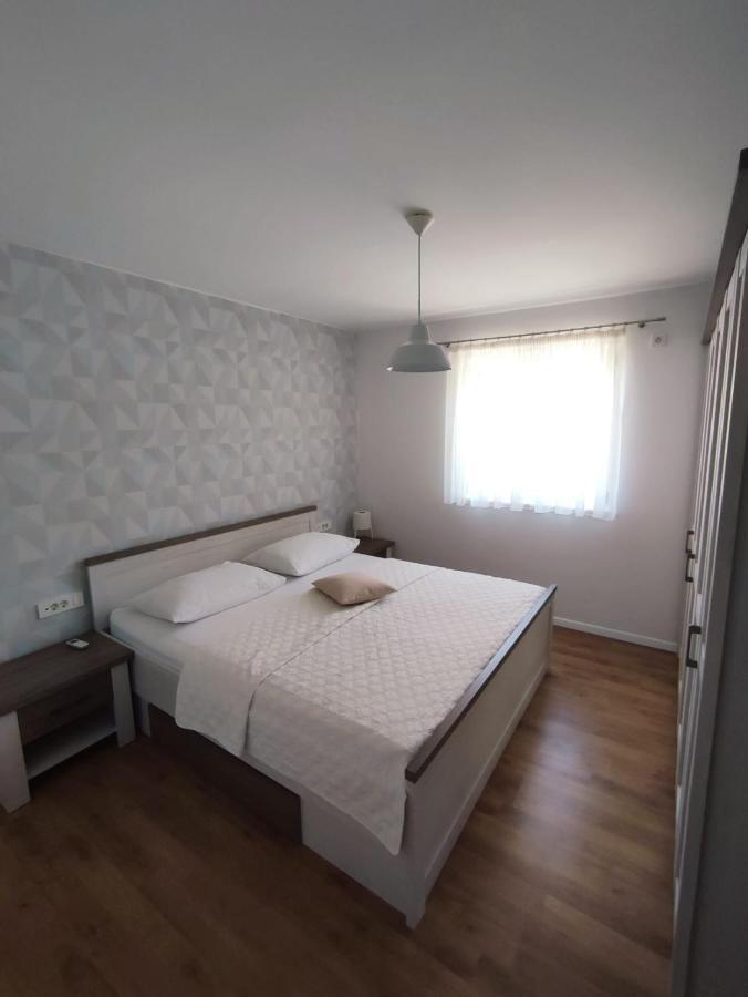 Žrnovnica Holiday Home Cherry Tree מראה חיצוני תמונה