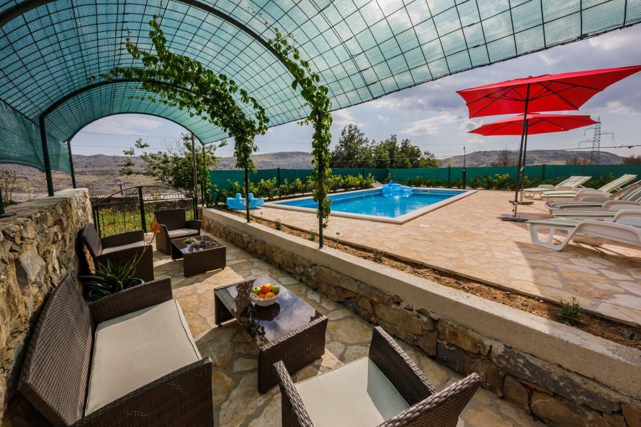 Žrnovnica Holiday Home Cherry Tree מראה חיצוני תמונה